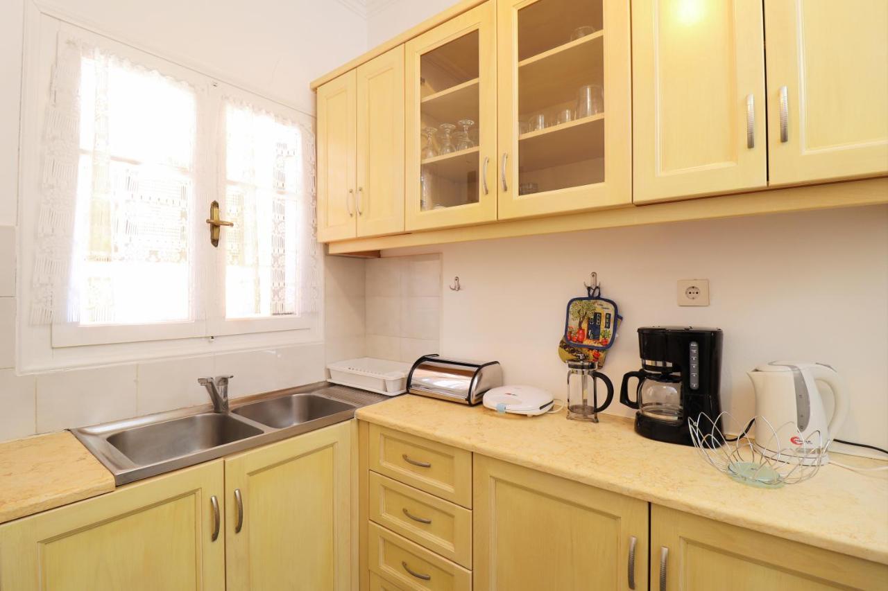 A Nice Apartment- Corfu Town, Kanoni Buitenkant foto