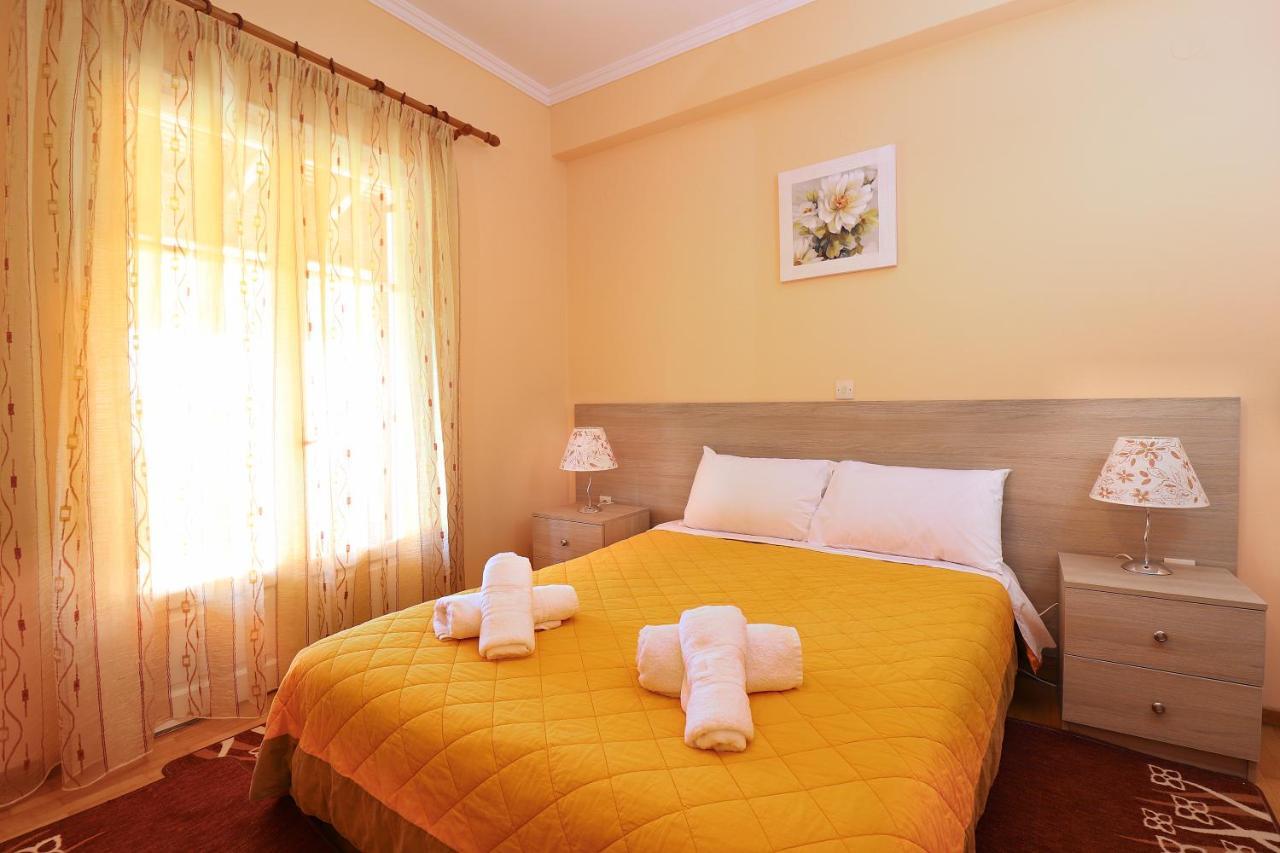 A Nice Apartment- Corfu Town, Kanoni Buitenkant foto